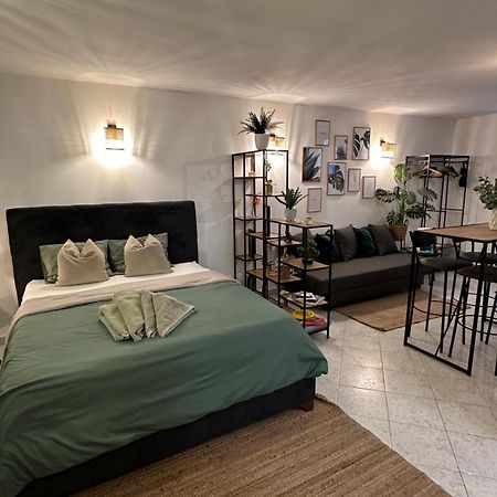 Apartment Avareen Verde Old-Town 150M To The Sea روفينج المظهر الخارجي الصورة