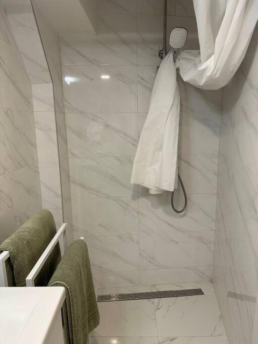 Apartment Avareen Verde Old-Town 150M To The Sea روفينج المظهر الخارجي الصورة
