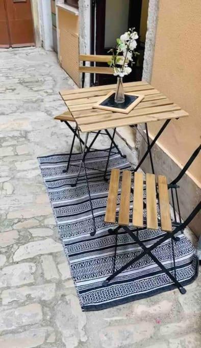 Apartment Avareen Verde Old-Town 150M To The Sea روفينج المظهر الخارجي الصورة